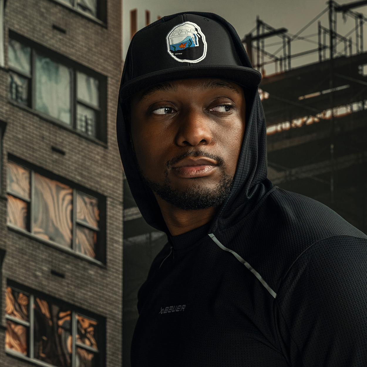 Bauer Fishbowl Senior Snapback Hat - Black - on model