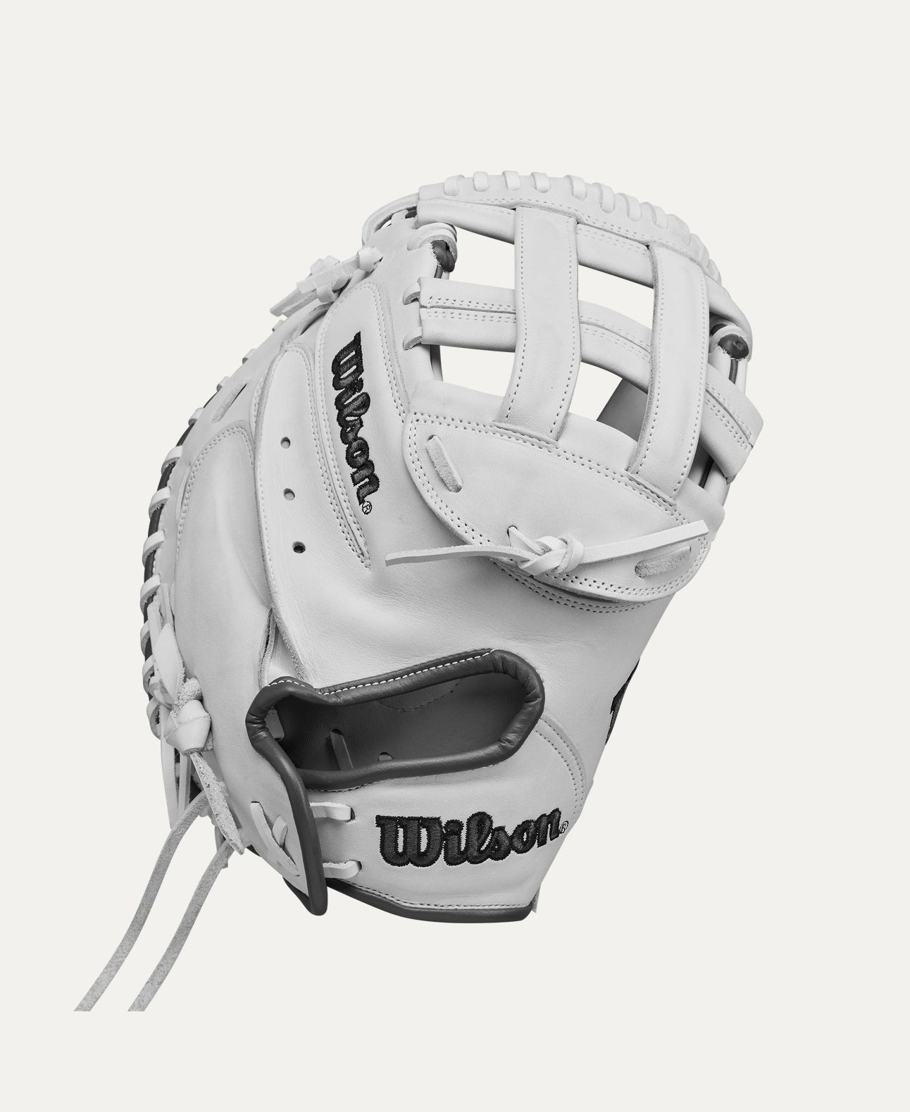 Wilson 2024-2025 A1000 CM33 Fastpitch Softball Catcher’s Mitt - 33”