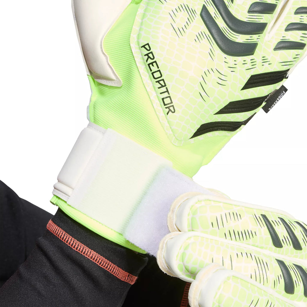 Adidas Adult Predator Match Fingersave Goalkeeper Gloves