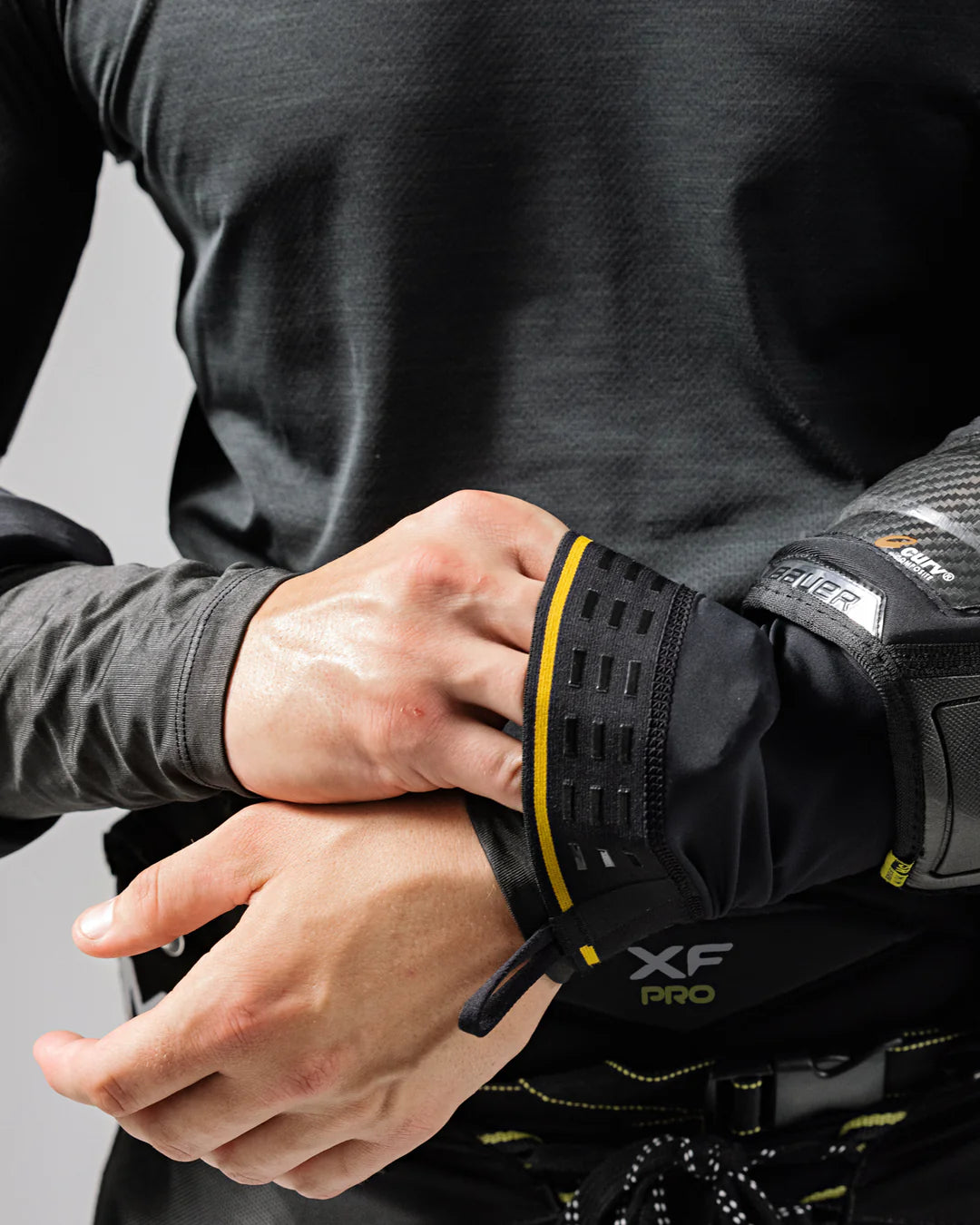 Warroad Senior TILO Padloc Neck & Wrist Top