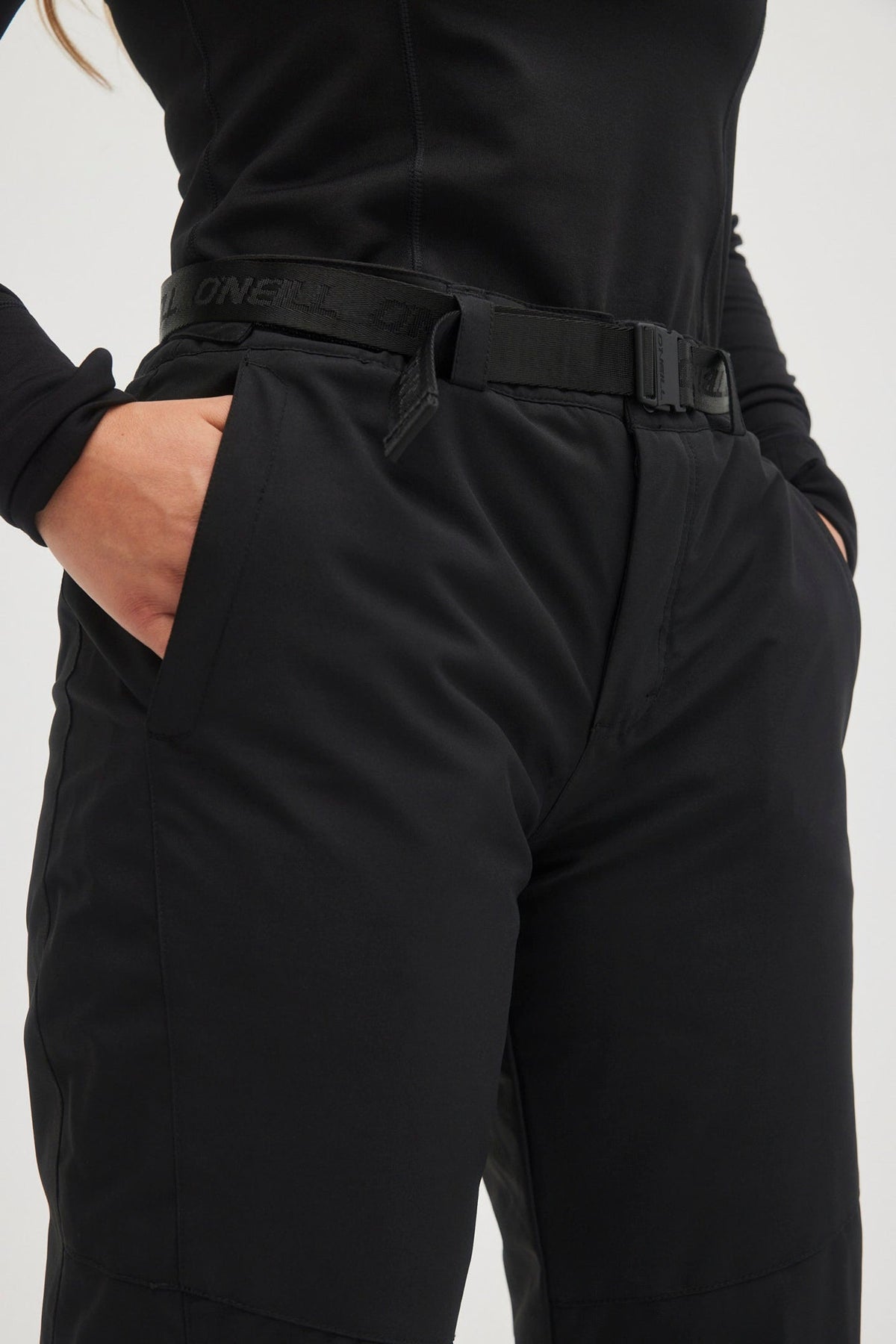 O'Neill Women's Star Insulated Pant - Black Out, pocket detail