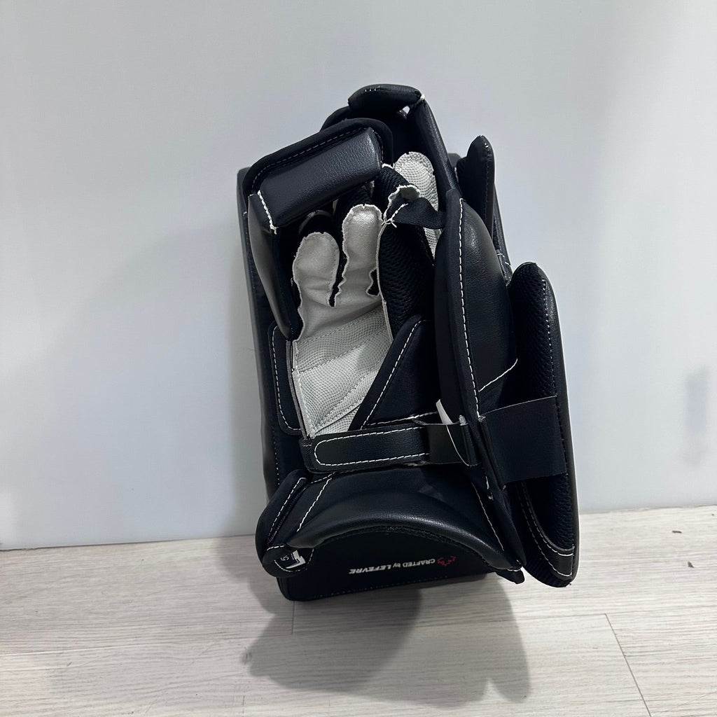 True Catalyst PX3 L87 Custom Pro Goalie Blocker - Black, palm view