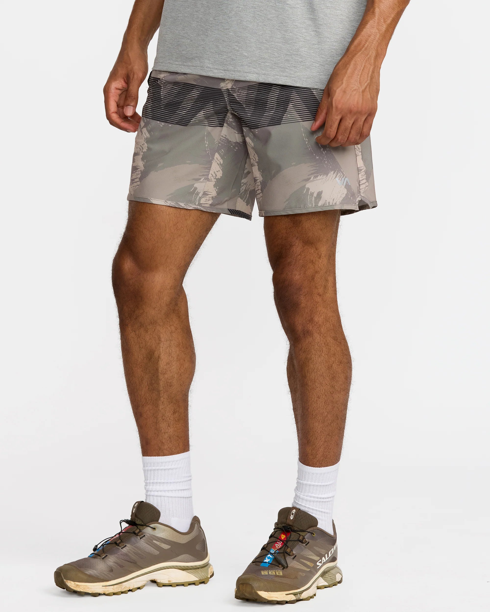 RVCA Men's Yogger Stretch 17" Shorts