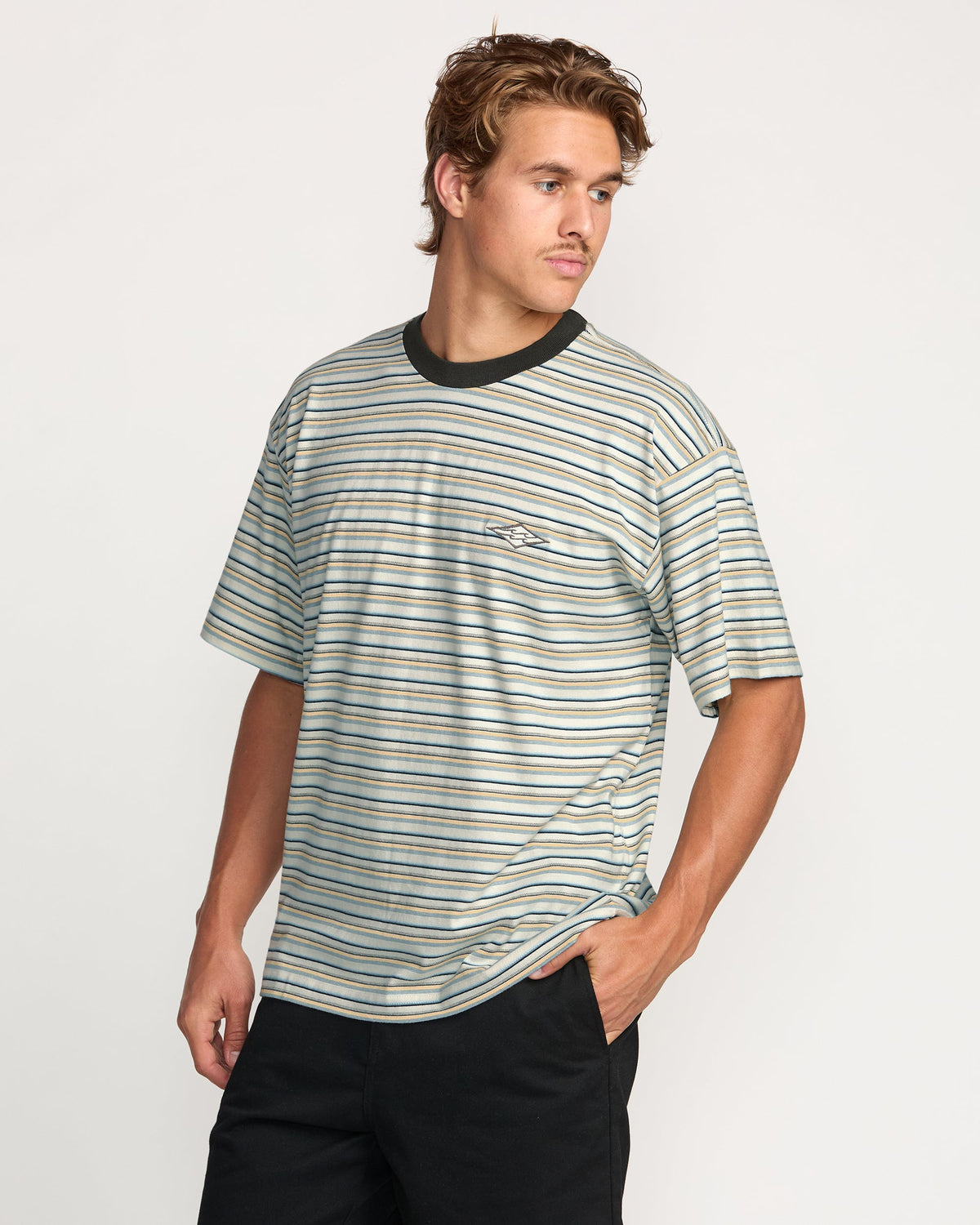 Billabong Baxter Short Sleeve T-Shirt Chino side