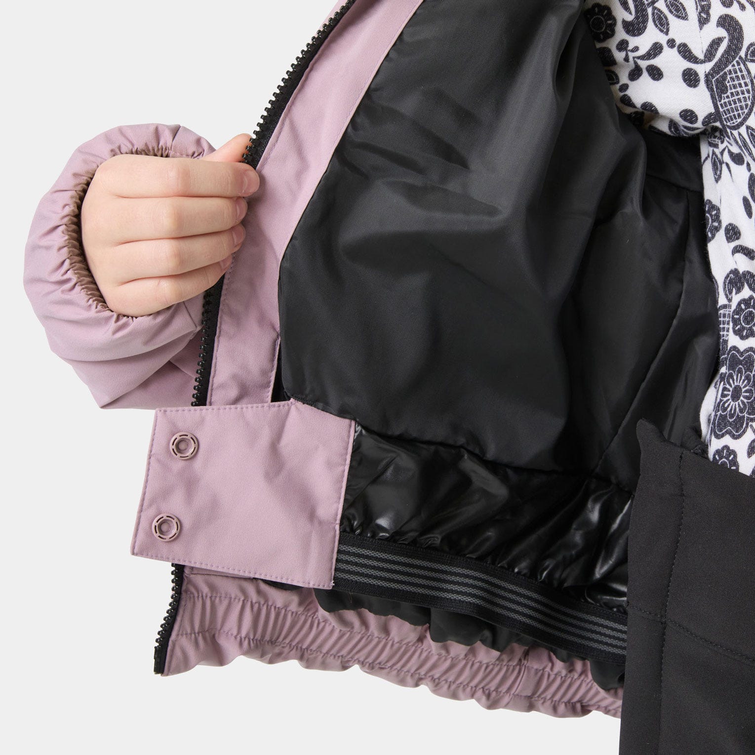 Helly Hansen Juniors' Nora Puffy Jacket, Purple Clay, lining detail