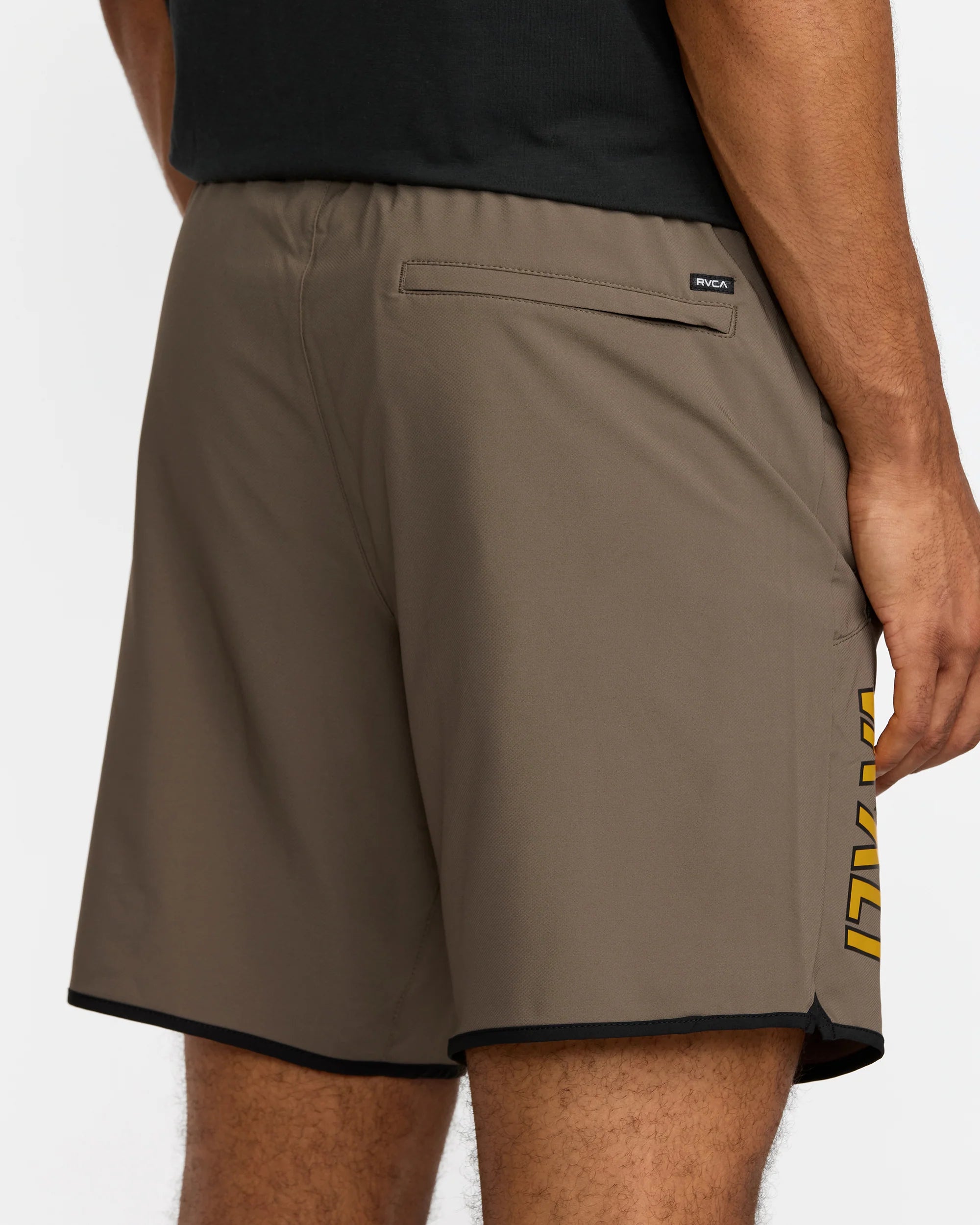 RVCA Men's VA X Ali Yogger Stretch 17" Shorts