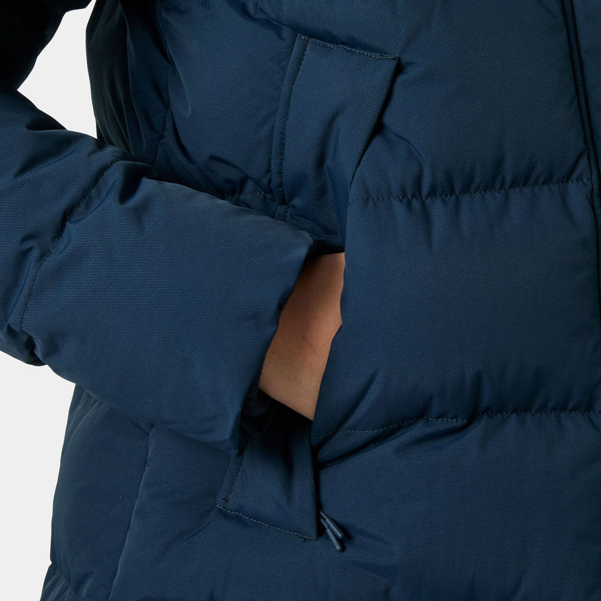 Helly Hansen Women's Aloura Puffy Parka, Navy, hand pocket detail