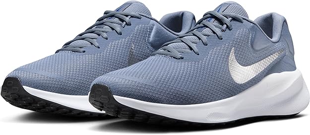 Nike Men's Revolution 7 Road Running Shoes