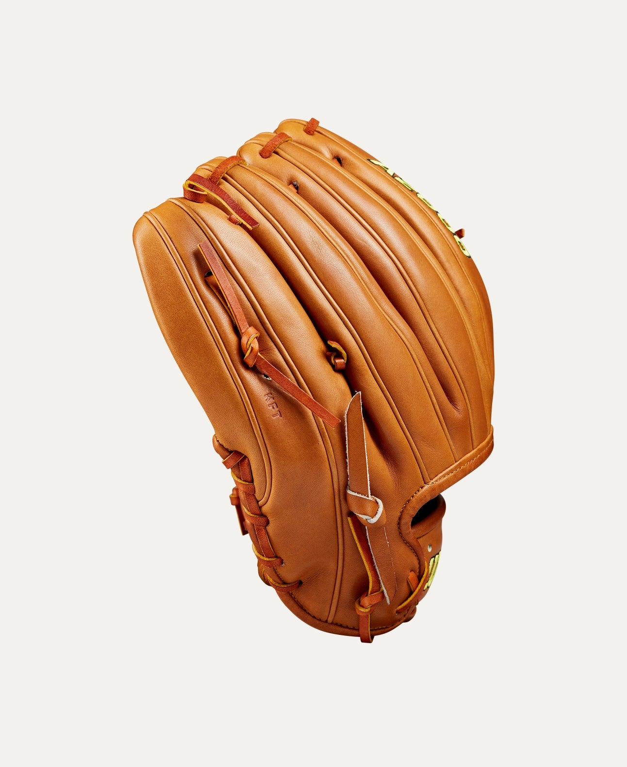 Classics Series A2000 1975 Infield Baseball Glove - 11.75”