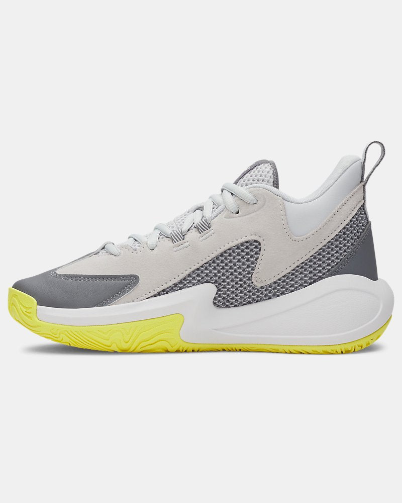 Under Armour Curry 3Z 25 SDE Grade School Basketball Shoes angle