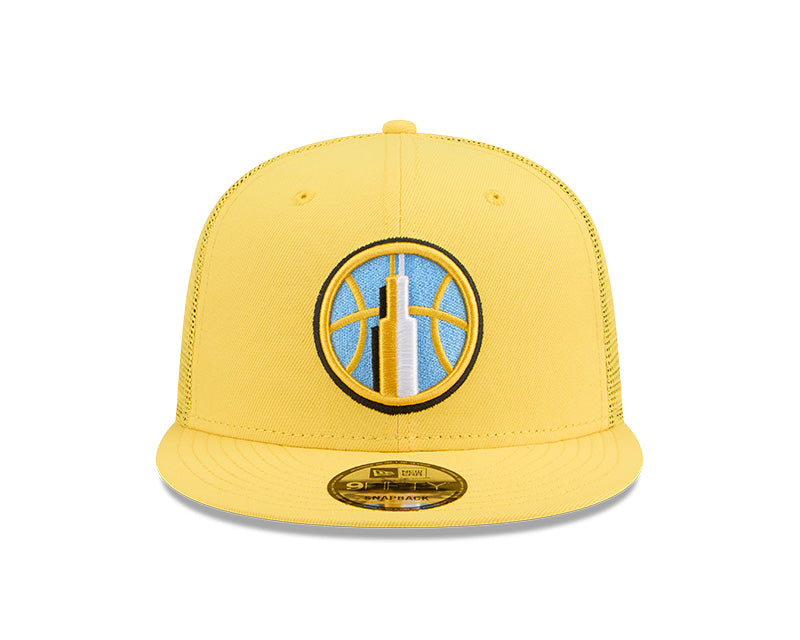 New Era Chicago Sky WNBA 9FIFTY Trucker Hat