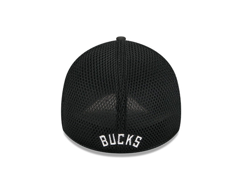 New Era Milwaukee Bucks Black Main Neo 39THIRTY Flex Hat