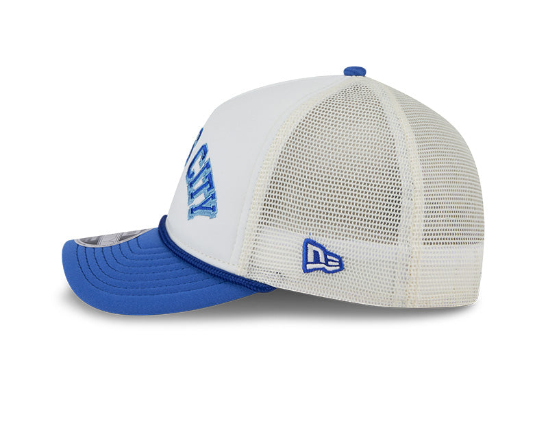 Kansas City Royals Chrome Arch 9FORTY M-Crown A-Frame Trucker Hat