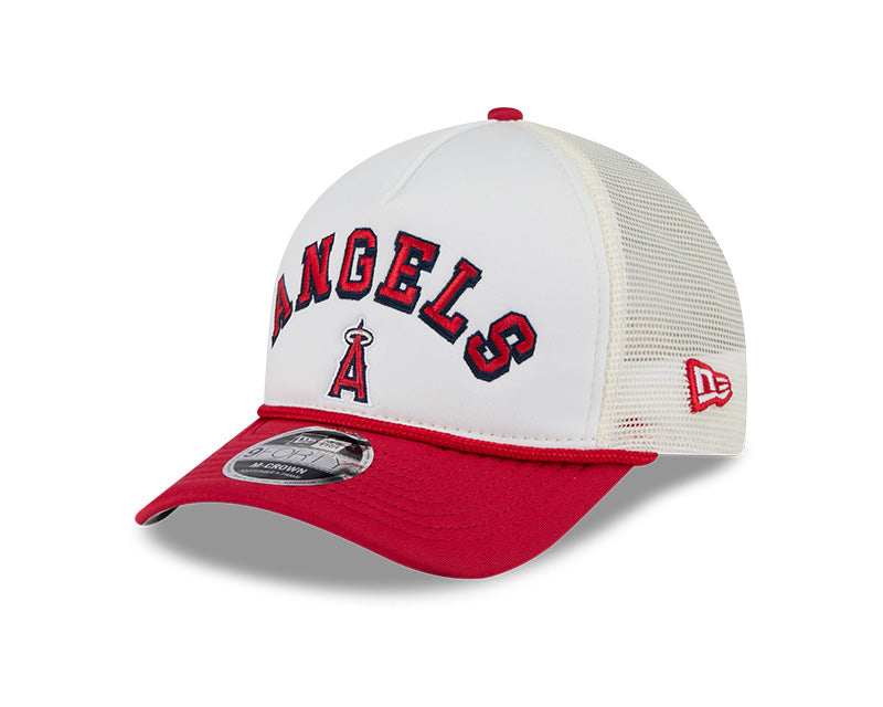 Los Angeles Angels Chrome Arch 9FORTY M-Crown A-Frame Trucker Hat
