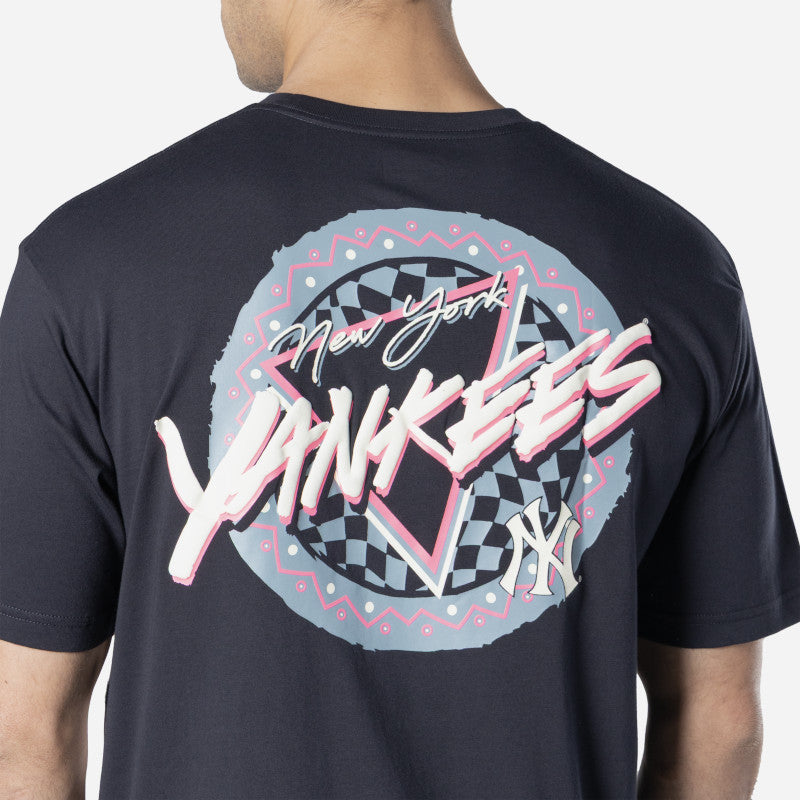 New York Yankees Trend Glow Logo T-Shirt