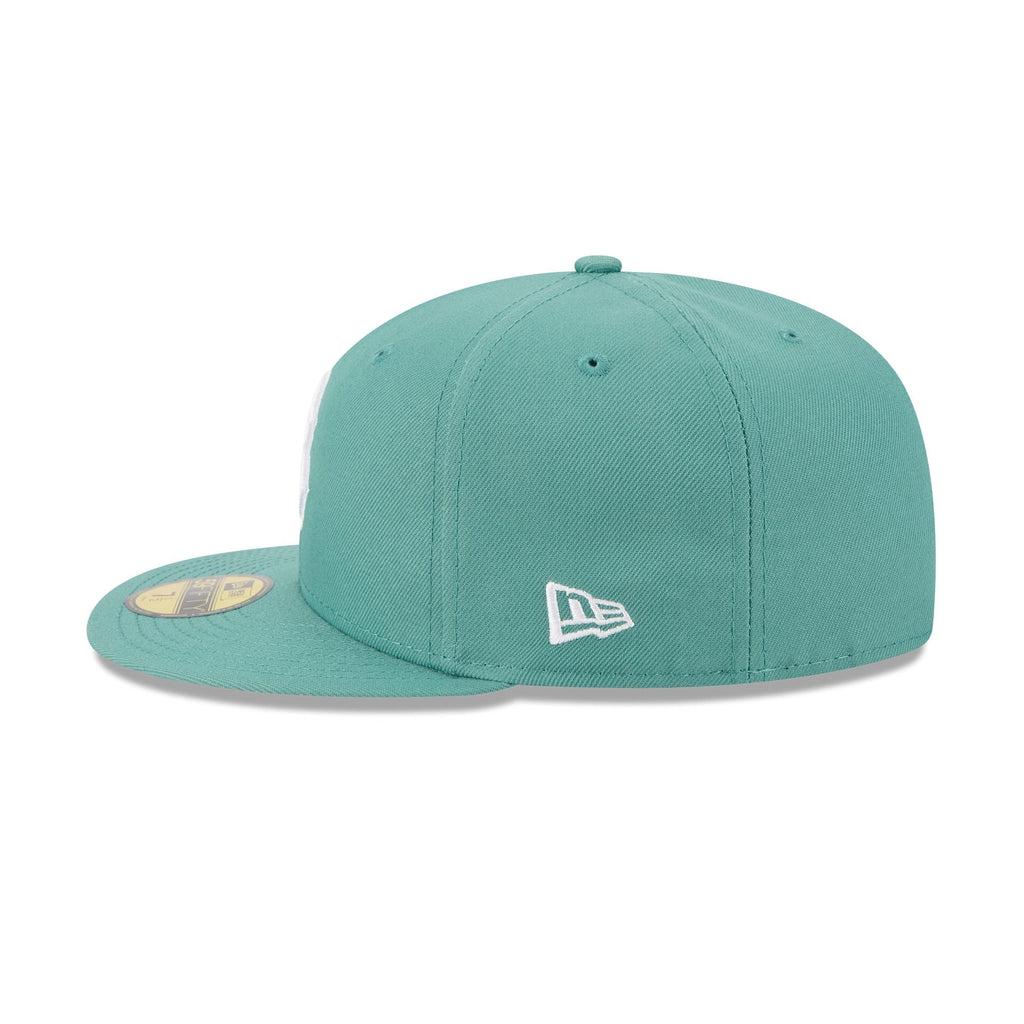 New Era Boston Red Sox 2026 City Connect 59FIFTY Fitted Hat - left side