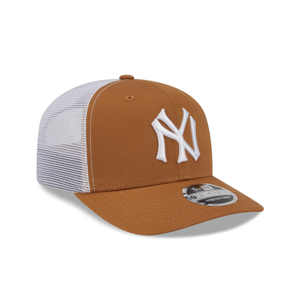 New Era New York Yankees Cooperstown Evergreen Trucker 9SEVENTY stretch-snap hat in bronze, three-quarter right view