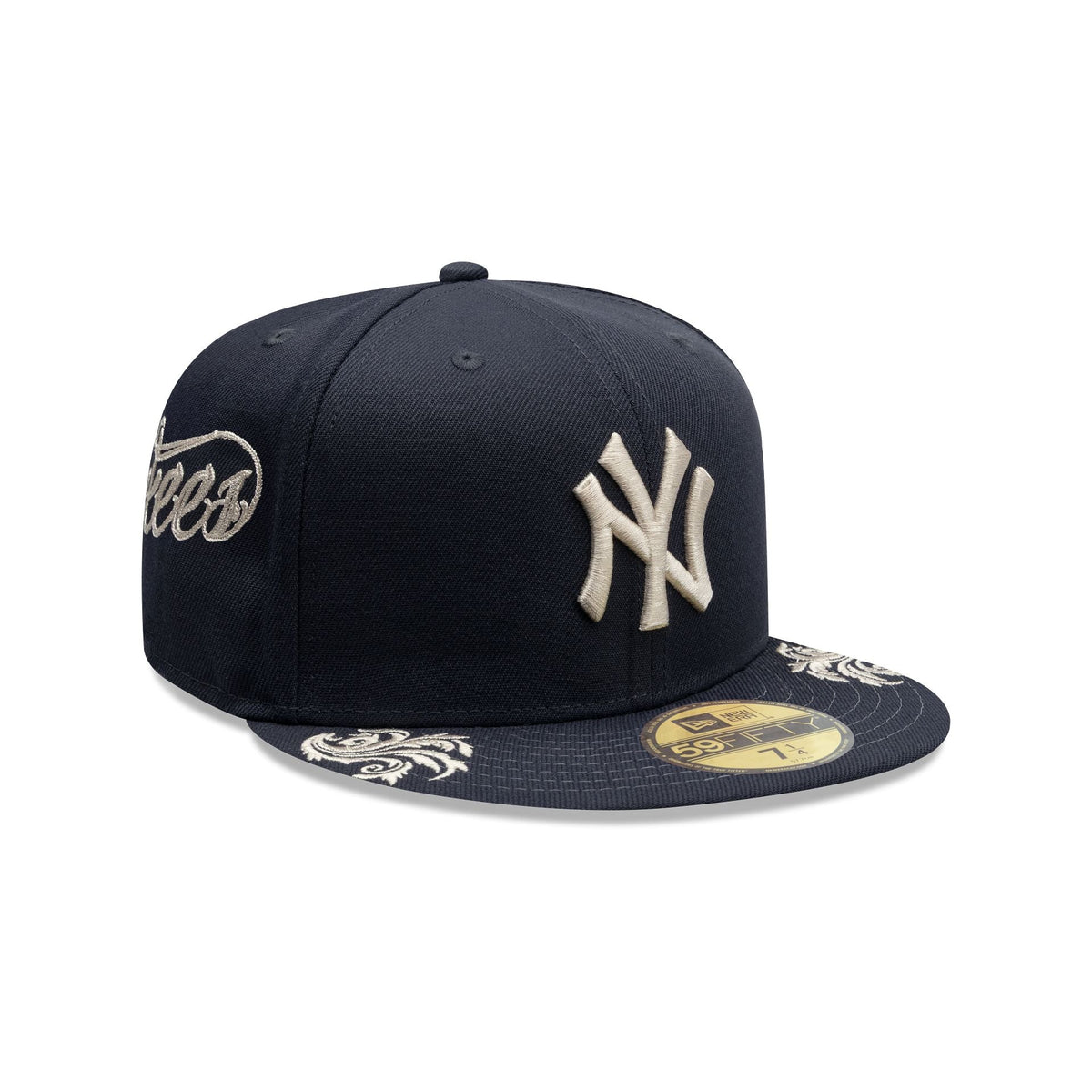 New Era New York Yankees Scripted 59FIFTY Fitted Hat - angle