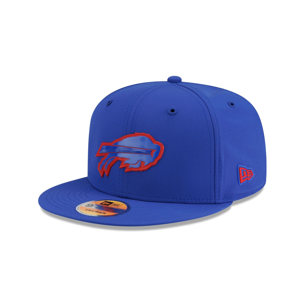 New Era Buffalo Bills 2026 Sideline 9FIFTY Snapback Hat - three-quarter left