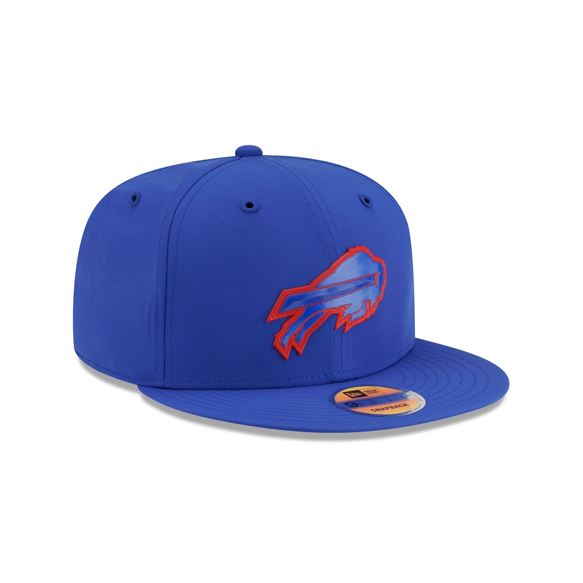 New Era Buffalo Bills 2026 Sideline 9FIFTY Snapback Hat - three-quarter right