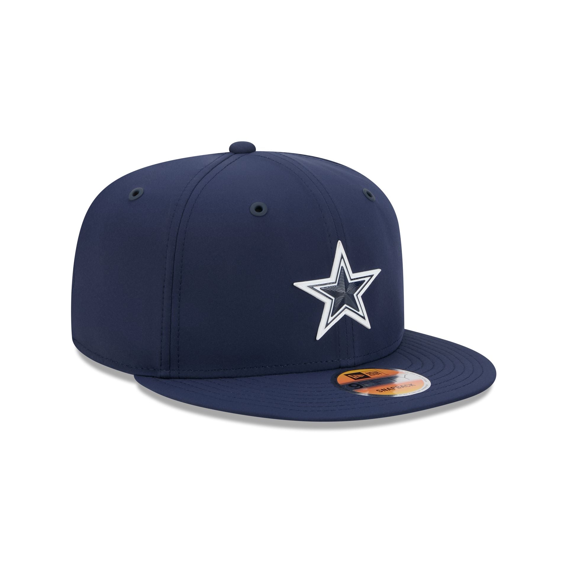New Era Dallas Cowboys 2026 Sideline 9FIFTY Snapback Hat - three-quarter right