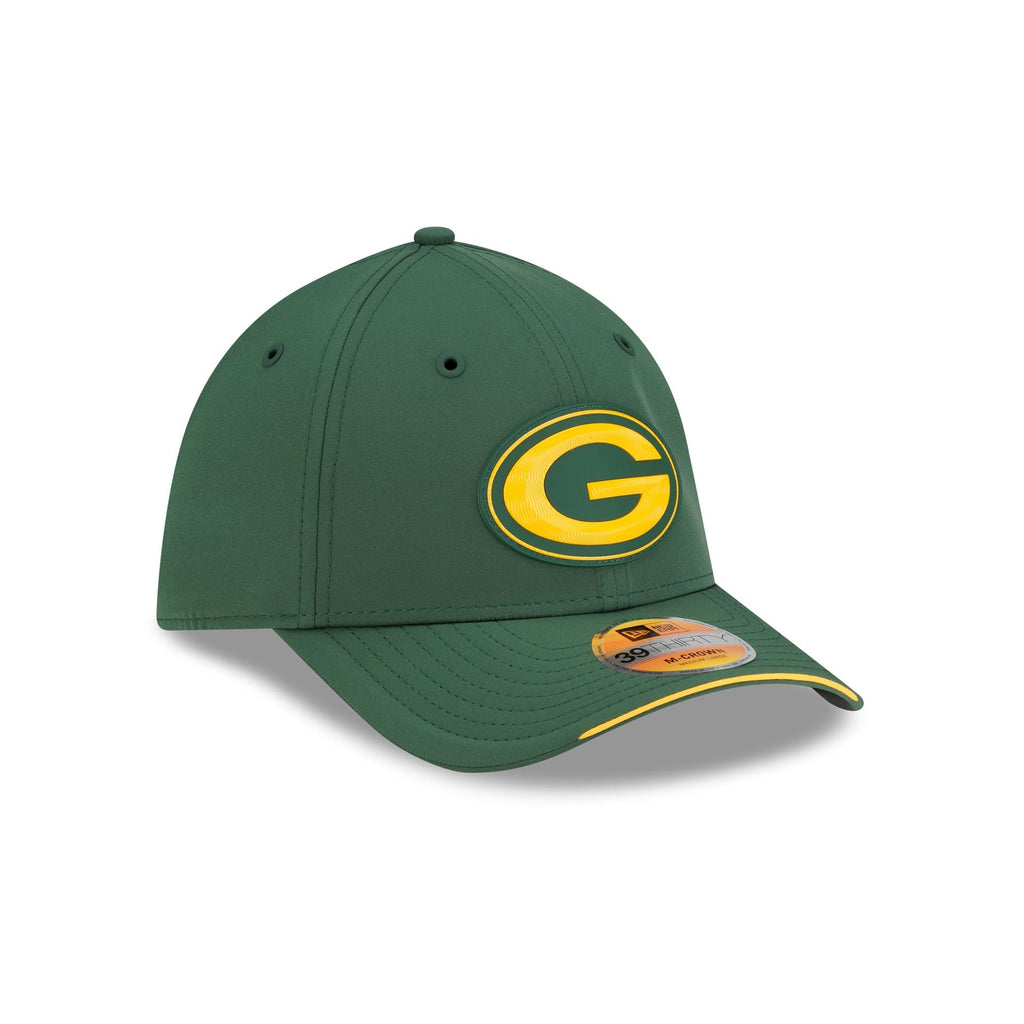 New Era Green Bay Packers 2026 Sideline 39THIRTY M-Crown stretch fit hat three-quarter right