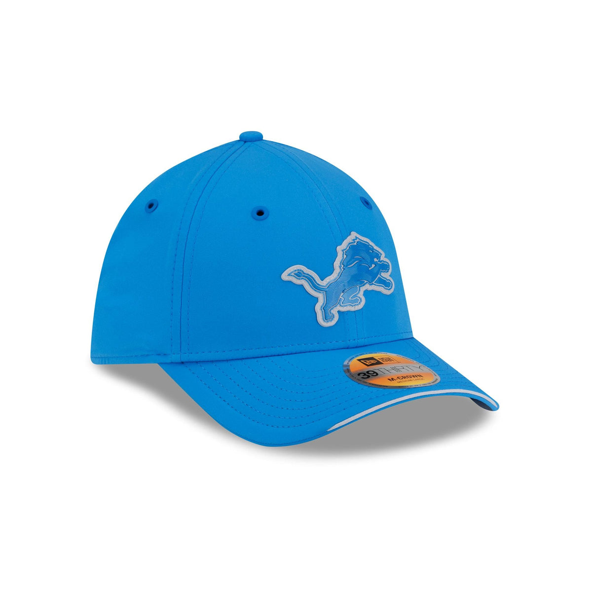 New Era Detroit Lions 2026 Sideline 39THIRTY M-Crown stretch fit hat three-quarter right