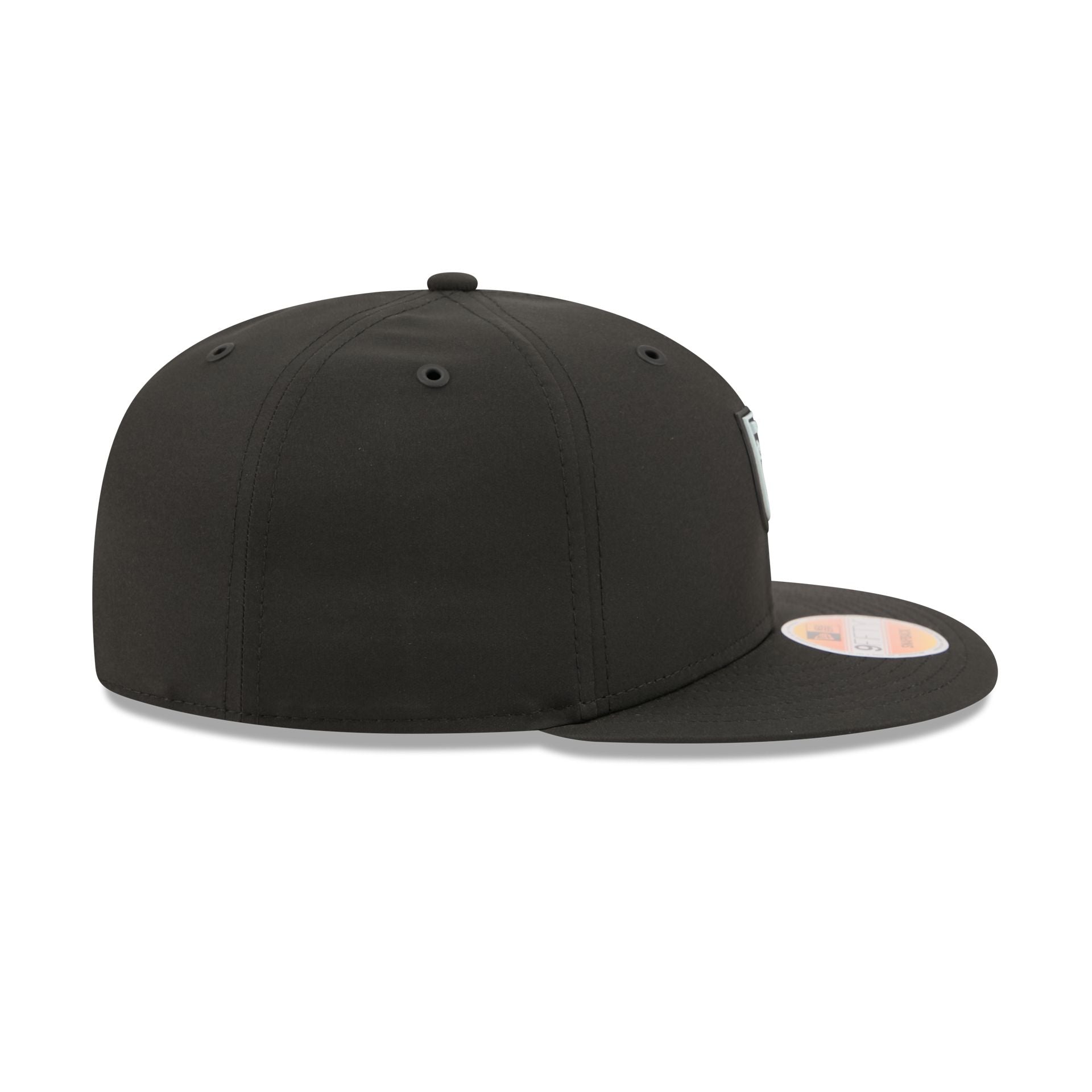 New Era Las Vegas Raiders 2026 Sideline 9FIFTY Snapback Hat - right side