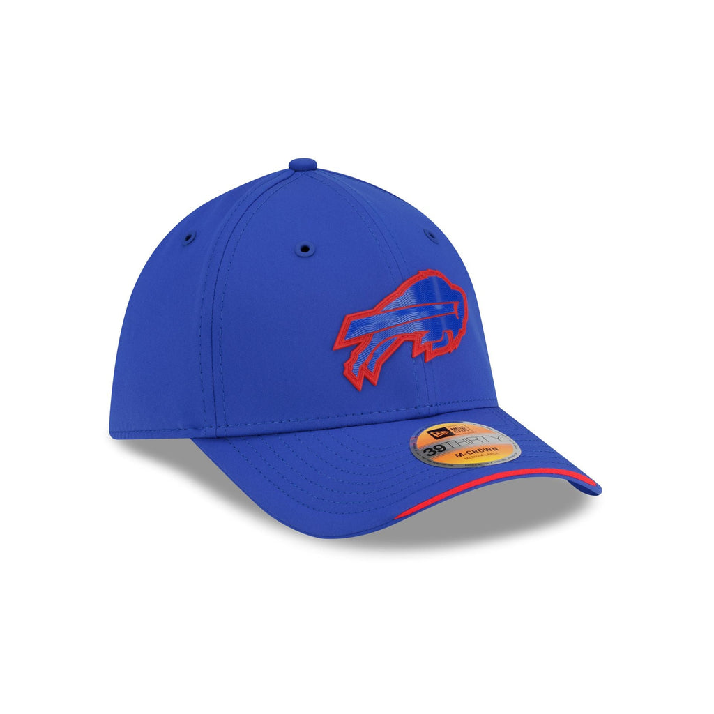 New Era Buffalo Bills 2026 Sideline 39THIRTY M-Crown stretch fit hat royal blue three-quarter right