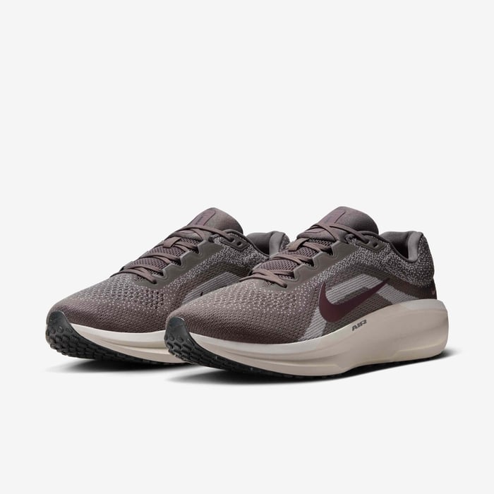Nike Men's Winflo 11 Running Shoes