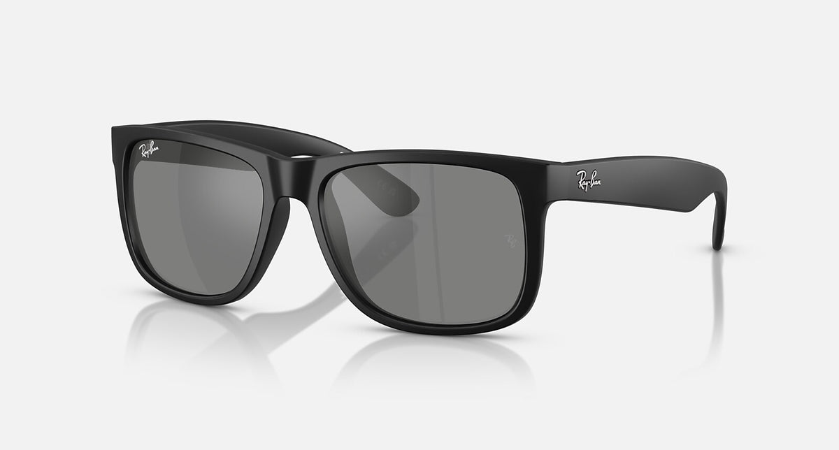 Ray-Ban Justin Classic - Matte Rubber Black / Grey Mirror Silver, three-quarter view