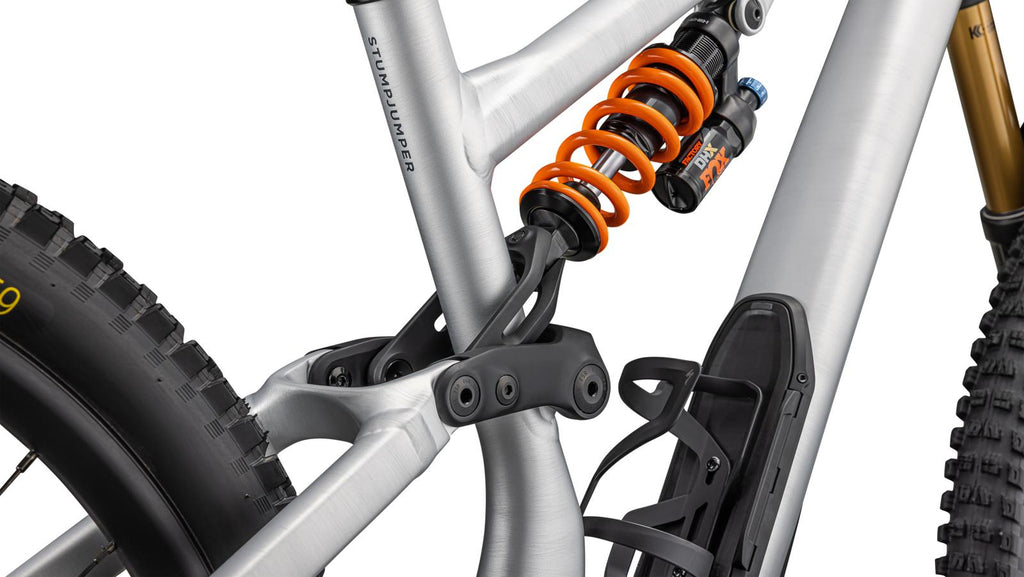 Specialized Stumpjumper 15 Alloy FOX Coil - 2025 - SATIN BRUSHED ALUMINUM/CAST BLUE, linkage detail