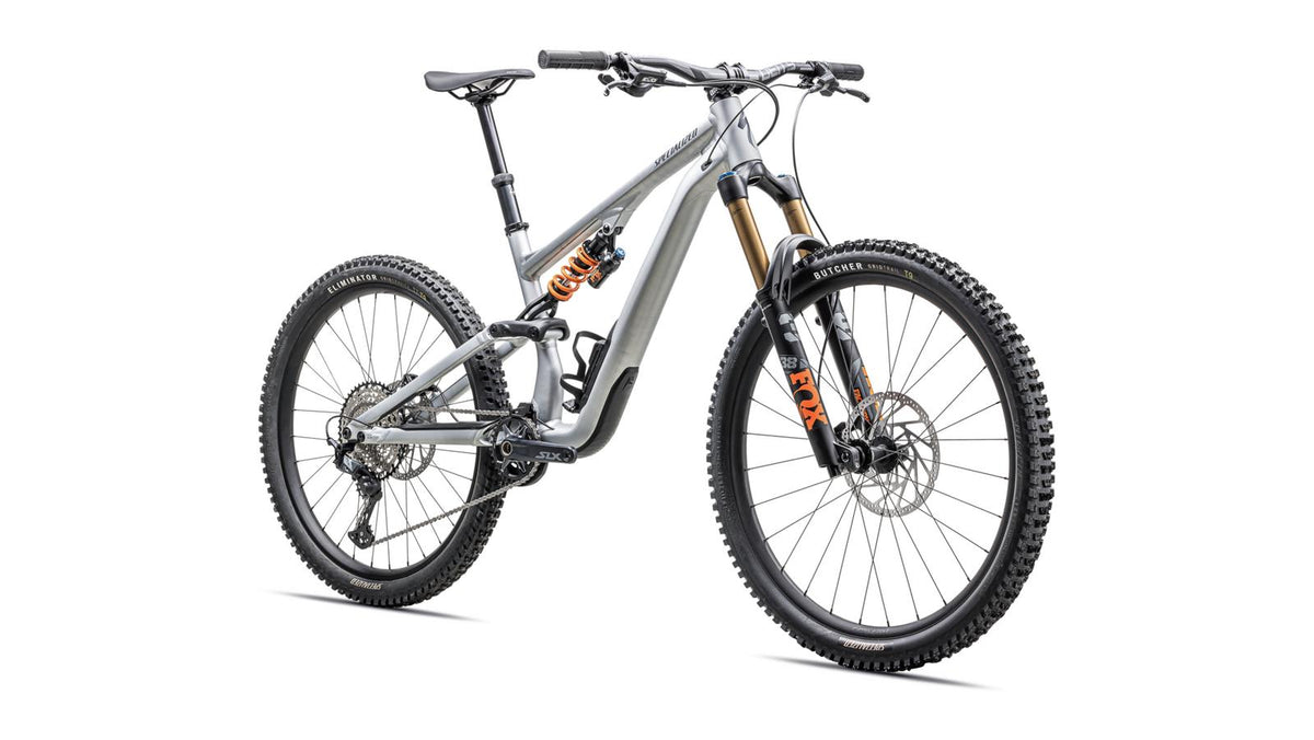 Specialized Stumpjumper 15 Alloy FOX Coil - 2025 - SATIN BRUSHED ALUMINUM/CAST BLUE, front three-quarter view