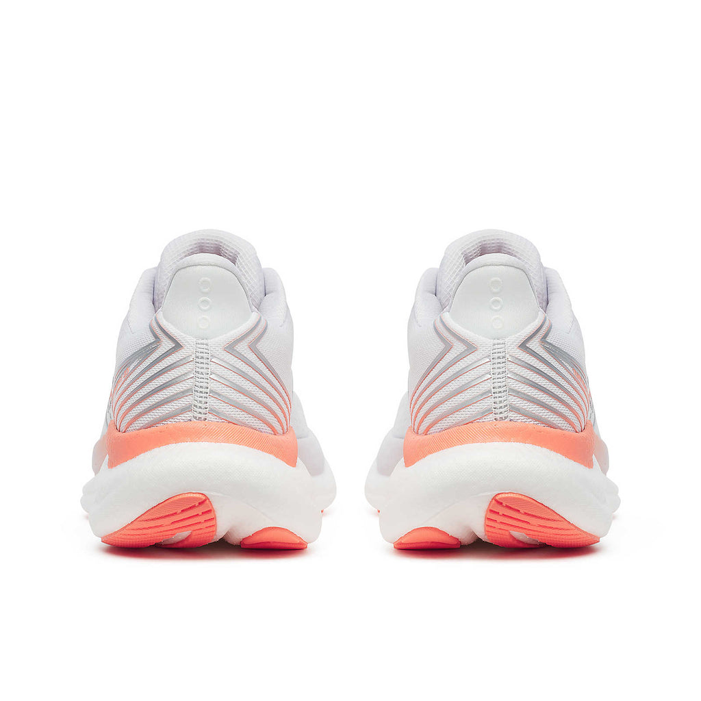 Women's Triumph 23 Running Shoes