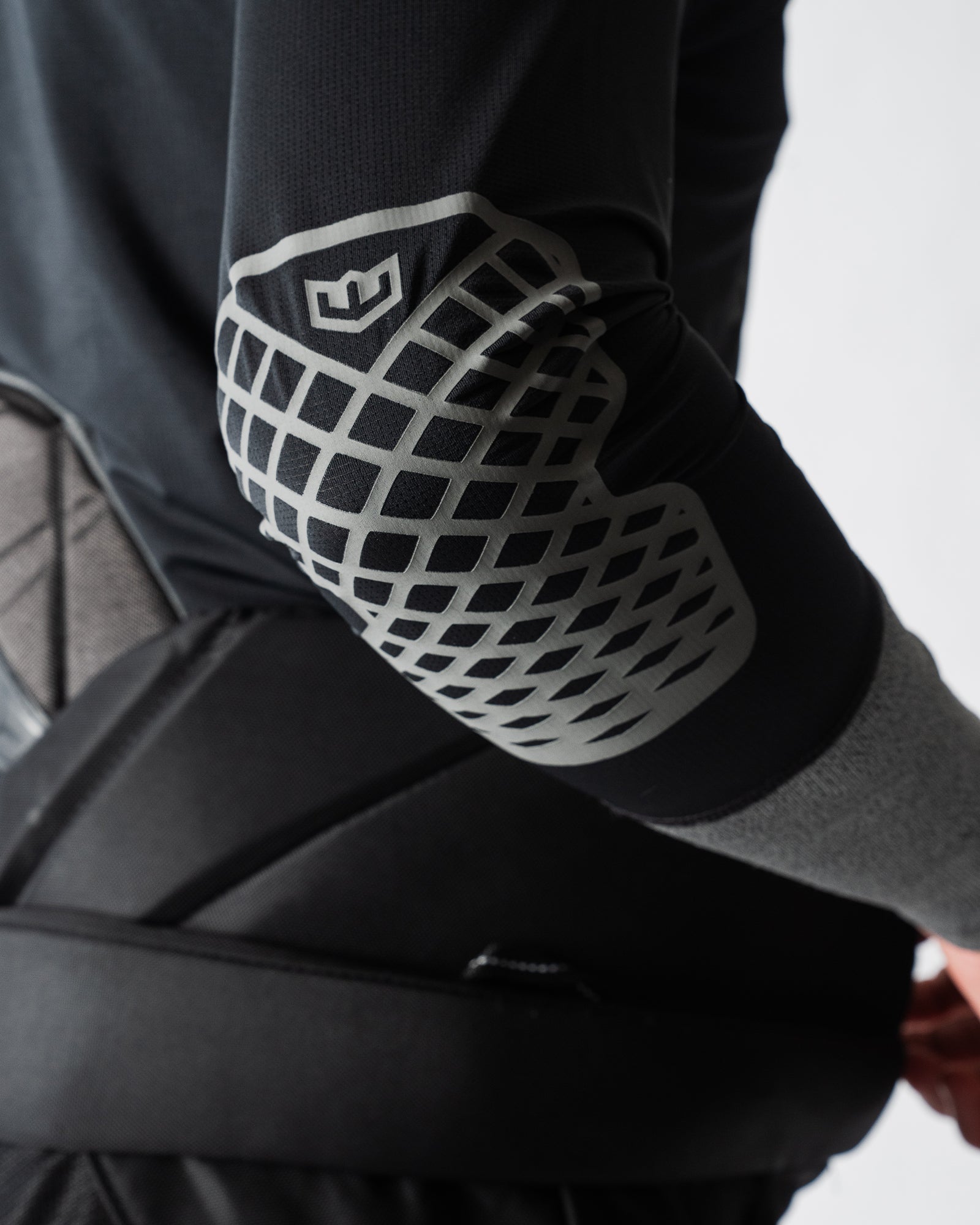 Warroad Core TILO Neck & Wrist Top, cut-resistant forearm panel detail