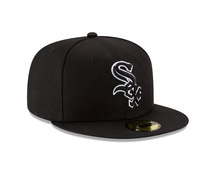 New Era Chicago White Sox Black Outline 59FIFTY Fitted Hat