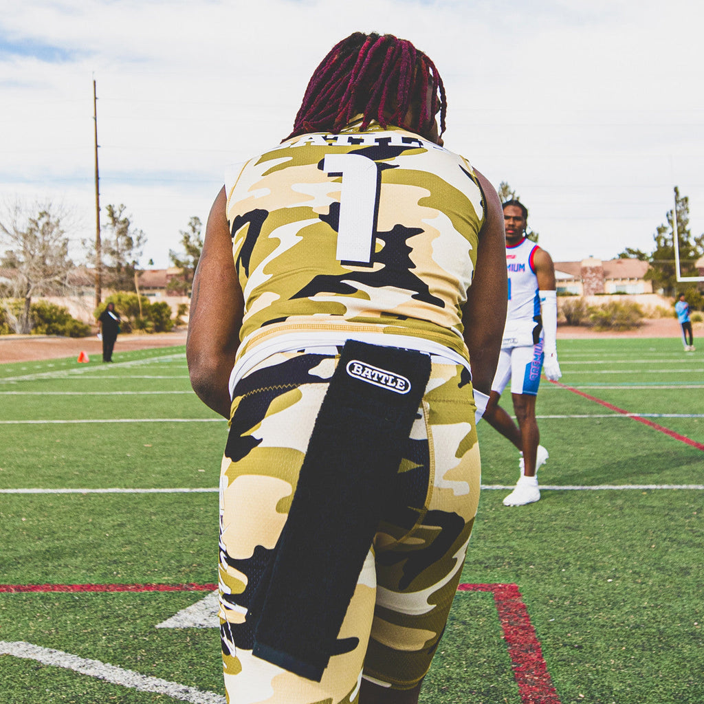 Battle Football Towel - BLACK