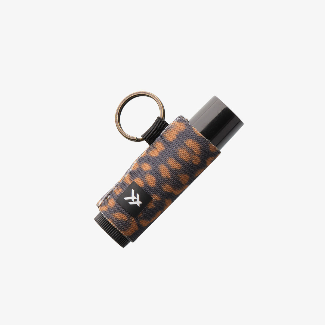 Threads Lip Balm Holder Hendrix