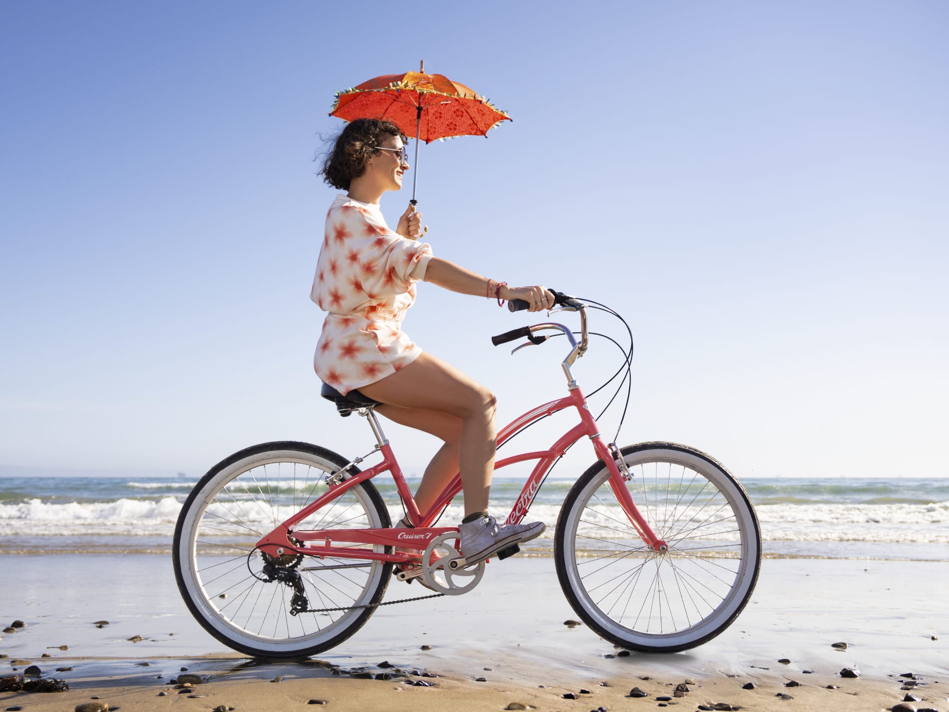 Electra Cruiser 7D Step-Thru Cruiser Bike