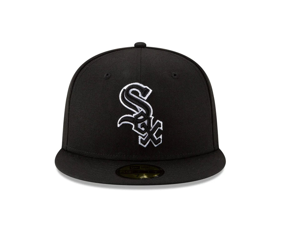 New Era Chicago White Sox Black Outline 59FIFTY Fitted Hat