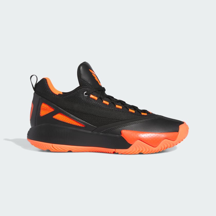 Black orange basketball shoes deals