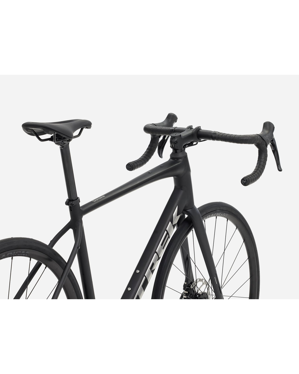 Trek Domane AL 2 Gen 4 - Dark Star, cockpit