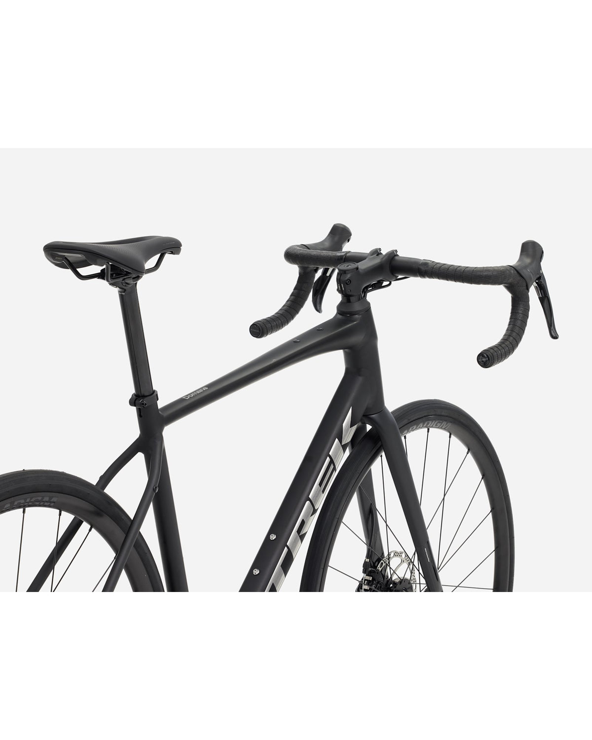 Trek Domane AL 2 Gen 4 - Dark Star, cockpit