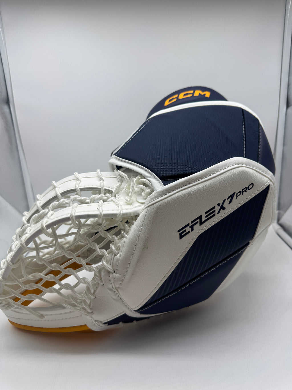 CCM EFLEX 7 Goalie Catcher Senior