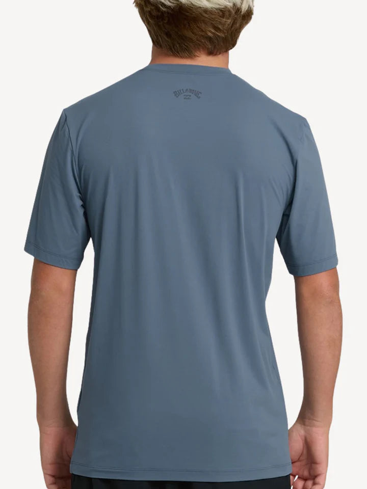 Billabong Men's All Day Wave Short Sleeve Rashguard
