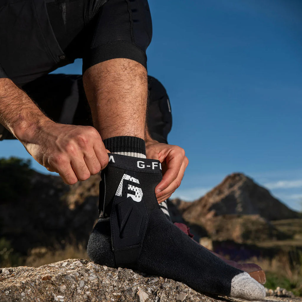 G-Form X4 MTB Ankle Guards Adult