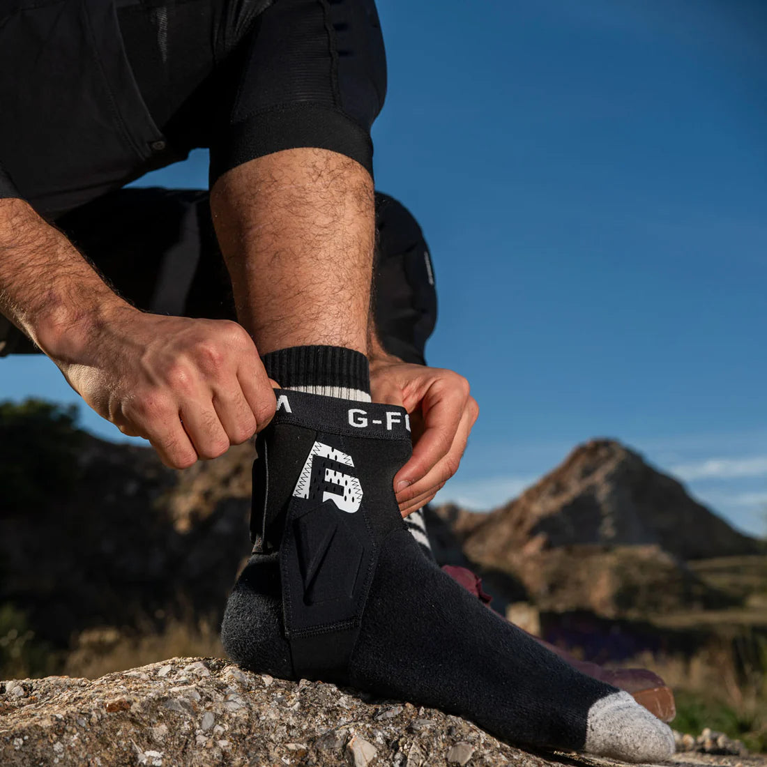G-Form X4 MTB Ankle Guards Adult