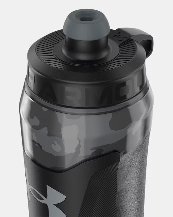 Under Armour Playmaker Squeeze Print 28oz Water Bottle
