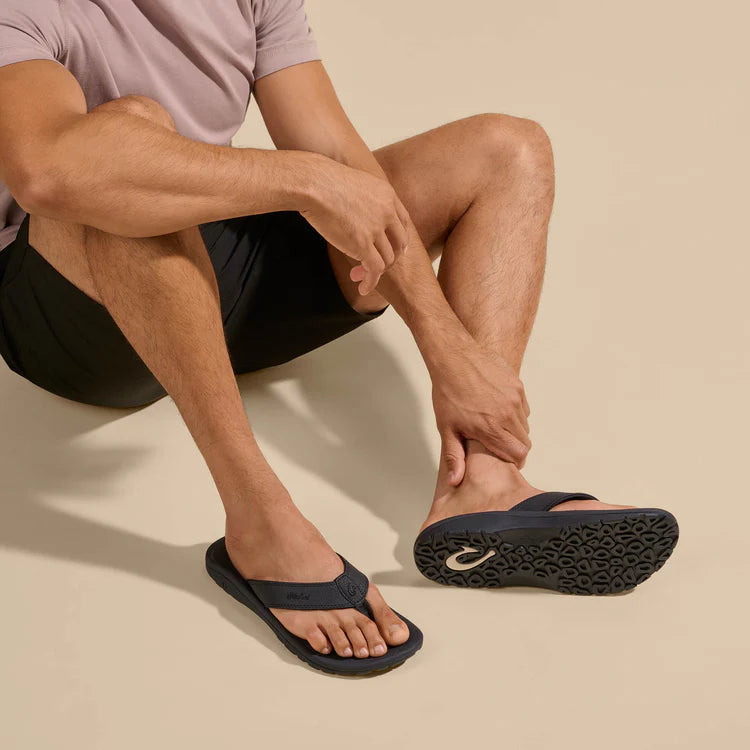 OluKai 'Ohana Men's Beach Sandals