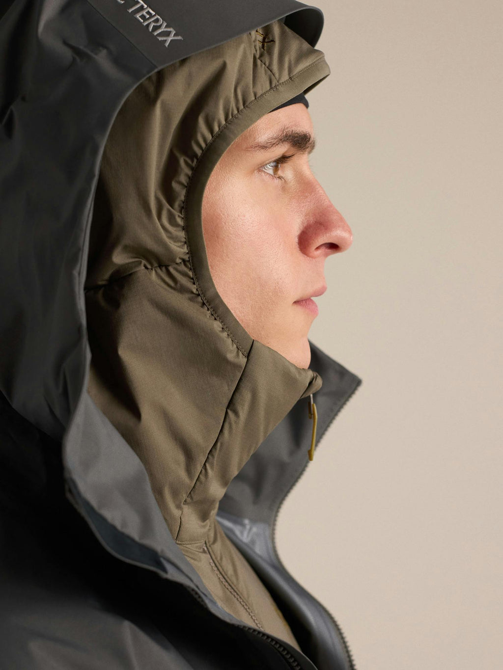 Arc'teryx Men's Atom Hoody - Mongoose/Bracken - hood detail
